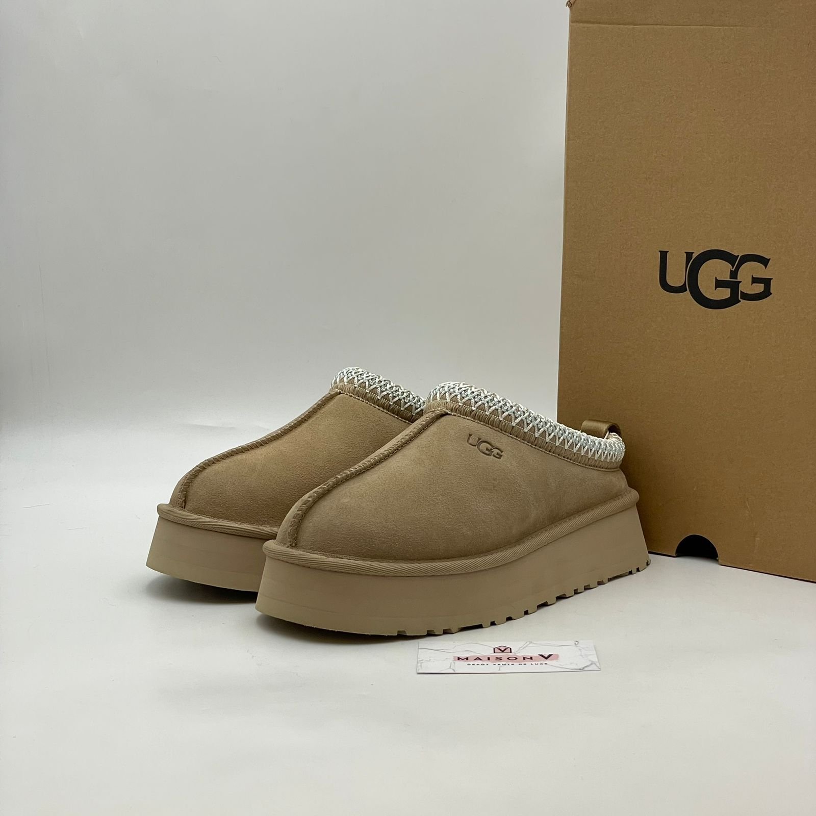 UGG