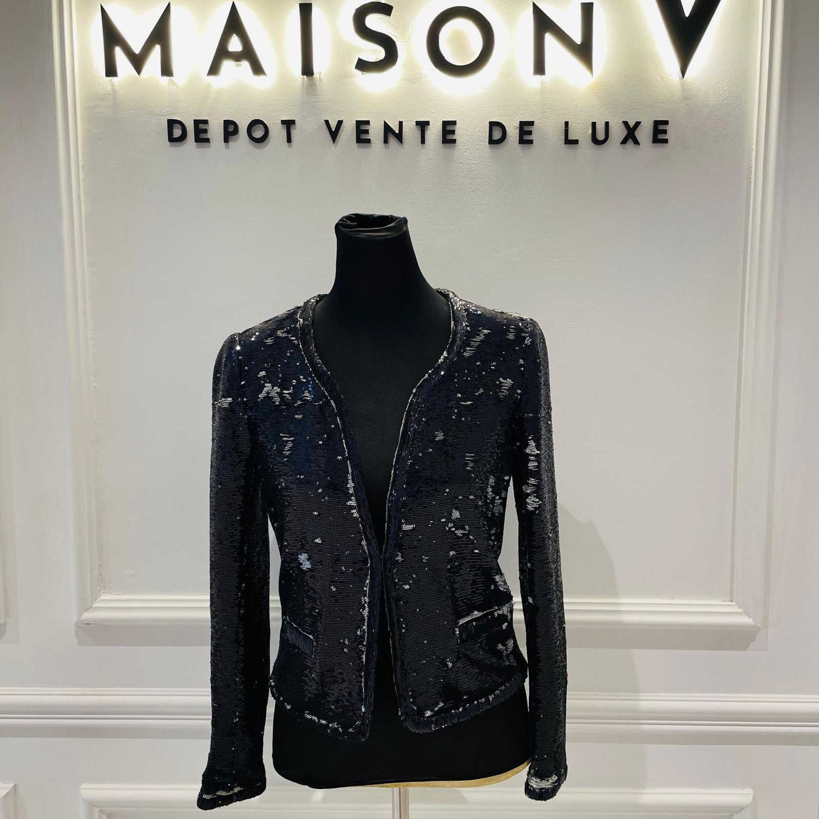 WhatsApp-Image-2024-11-18-at-16.40.38-7-scaled MAJE – Image 1