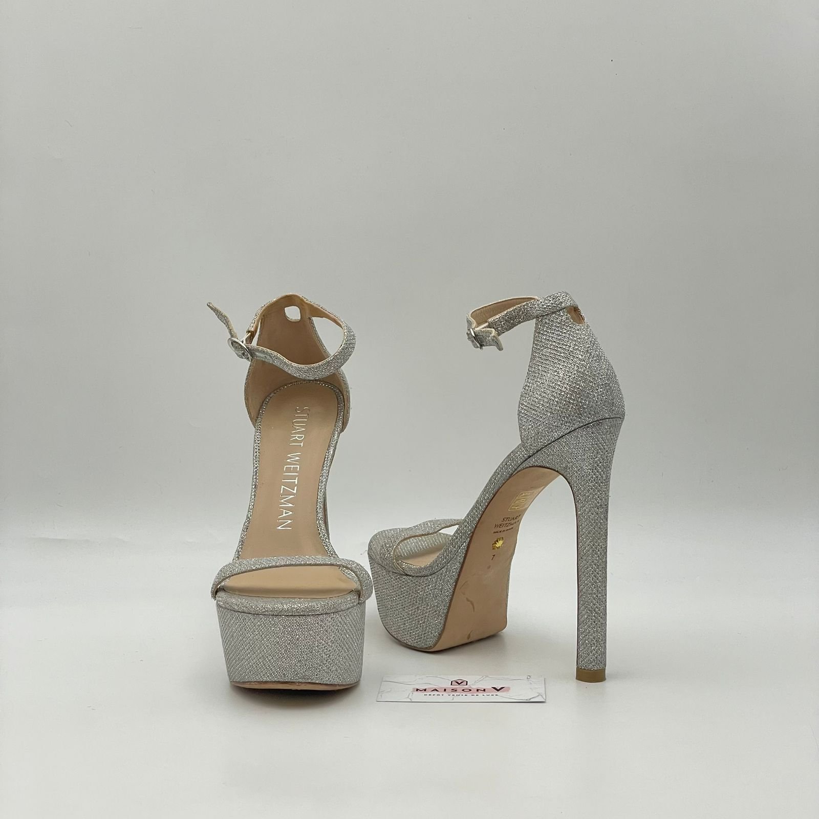 WhatsApp-Image-2024-11-25-at-17.24.32 STUART WEITZMAN – Image 1