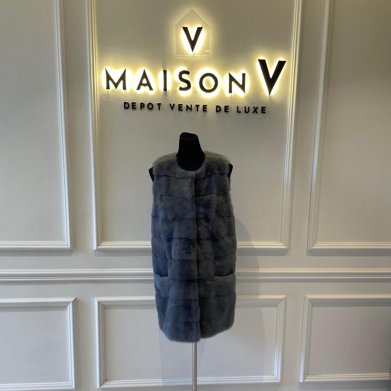 WhatsApp-Image-2025-01-02-at-12.38.00 Max & Moi – Image 1