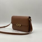 Saint Laurent – Image 2