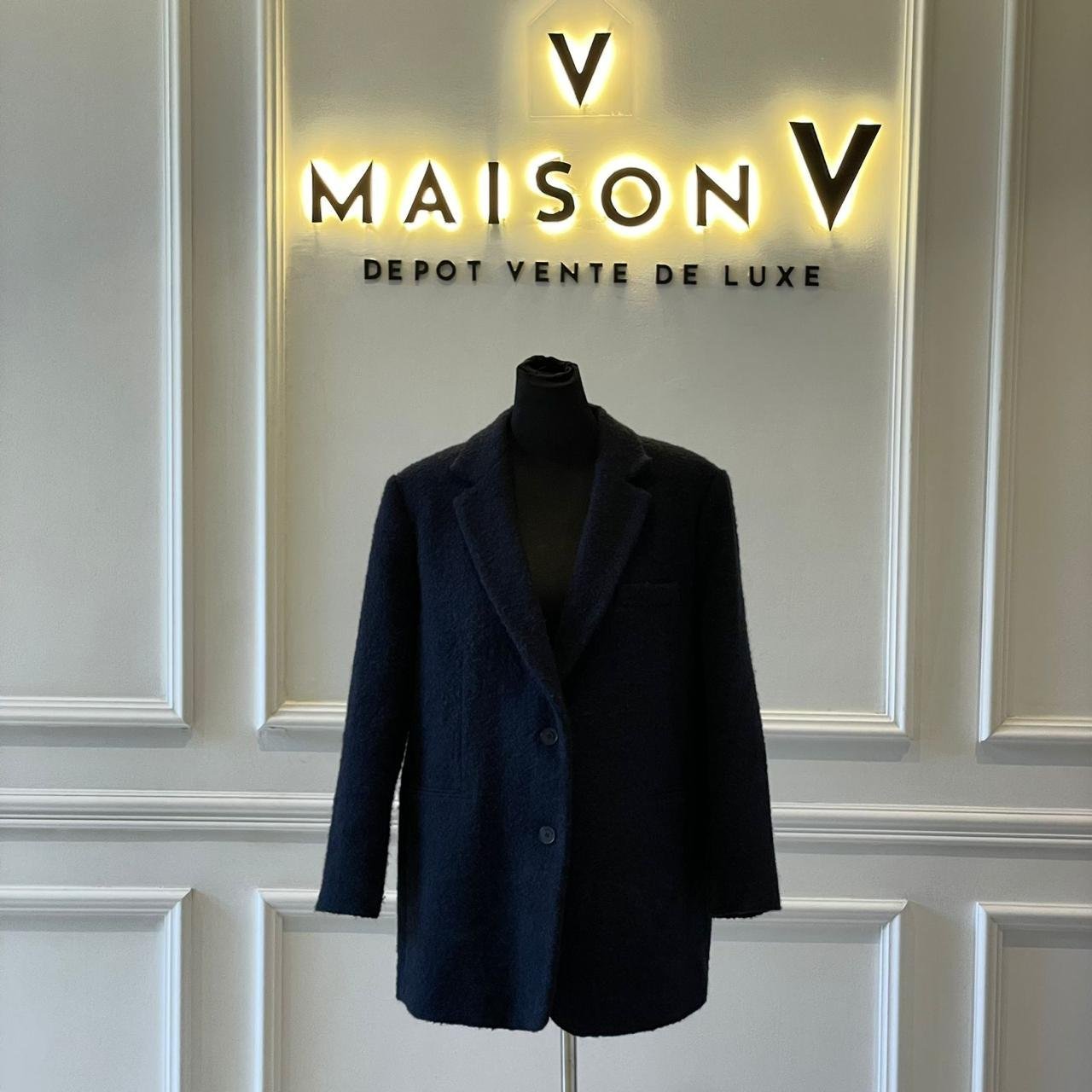 WhatsApp-Image-2025-01-17-at-11.35.46-1 Sandro – Image 1