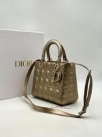Dior – Image 4