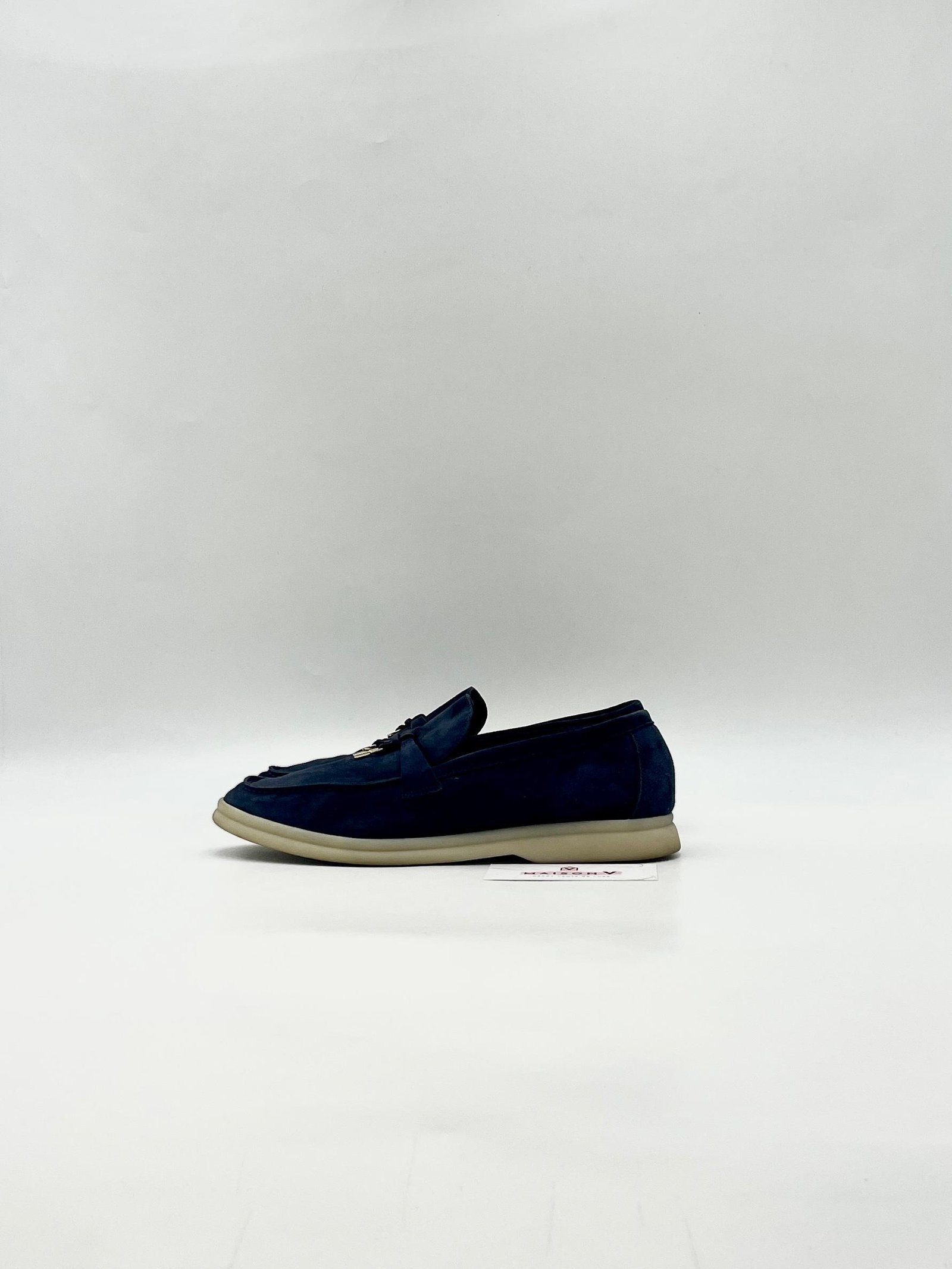 WhatsApp Image 2025-05-16 at 12.51.24 LORO PIANA – Image 1