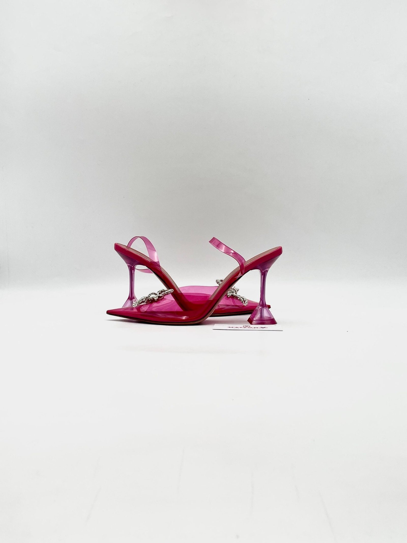 WhatsApp Image 2025-05-26 at 14.54.31 AMINA MUADDI – Image 1