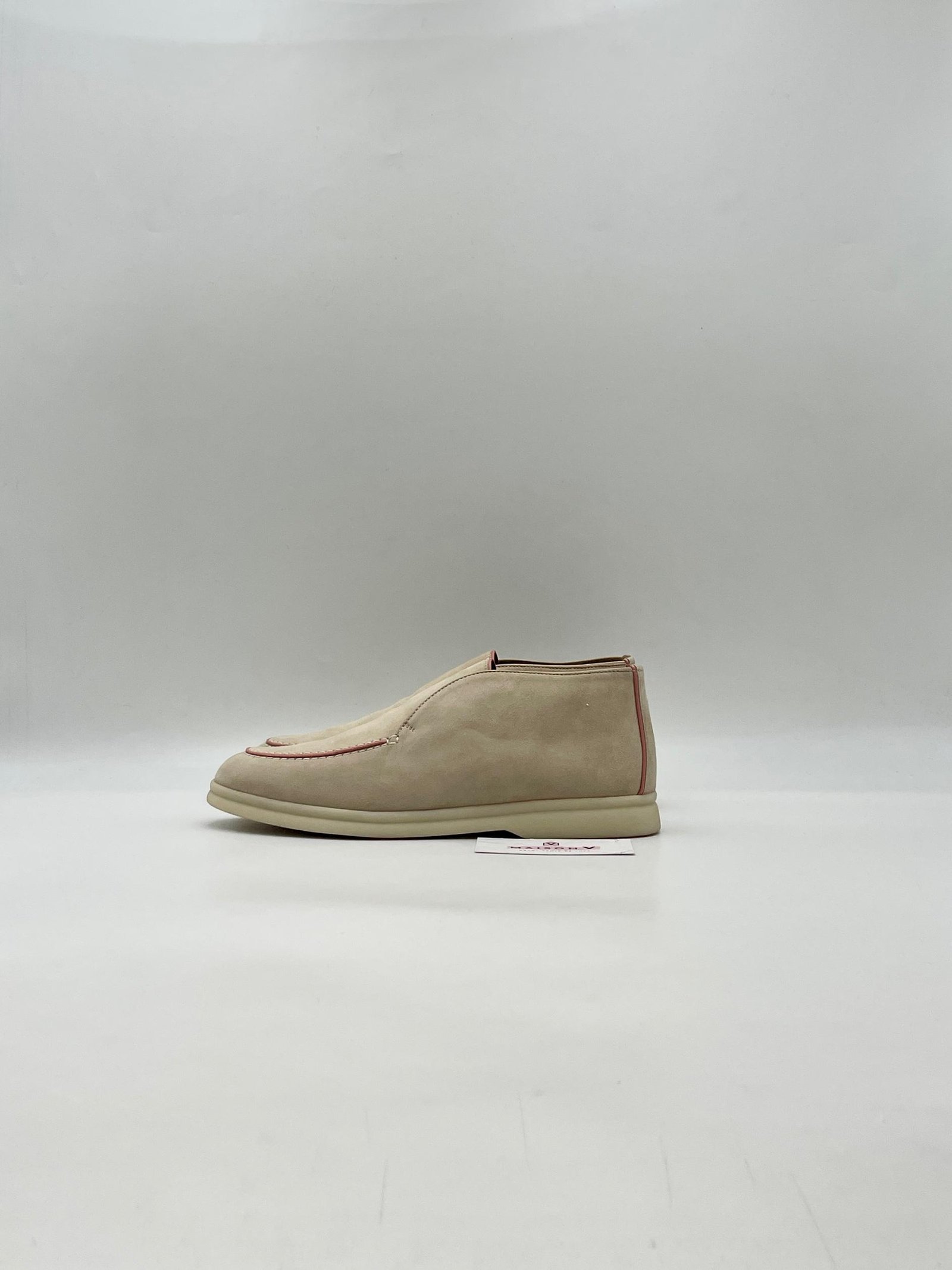 WhatsApp Image 2025-06-12 at 14.35.00 LORO PIANA – Image 1