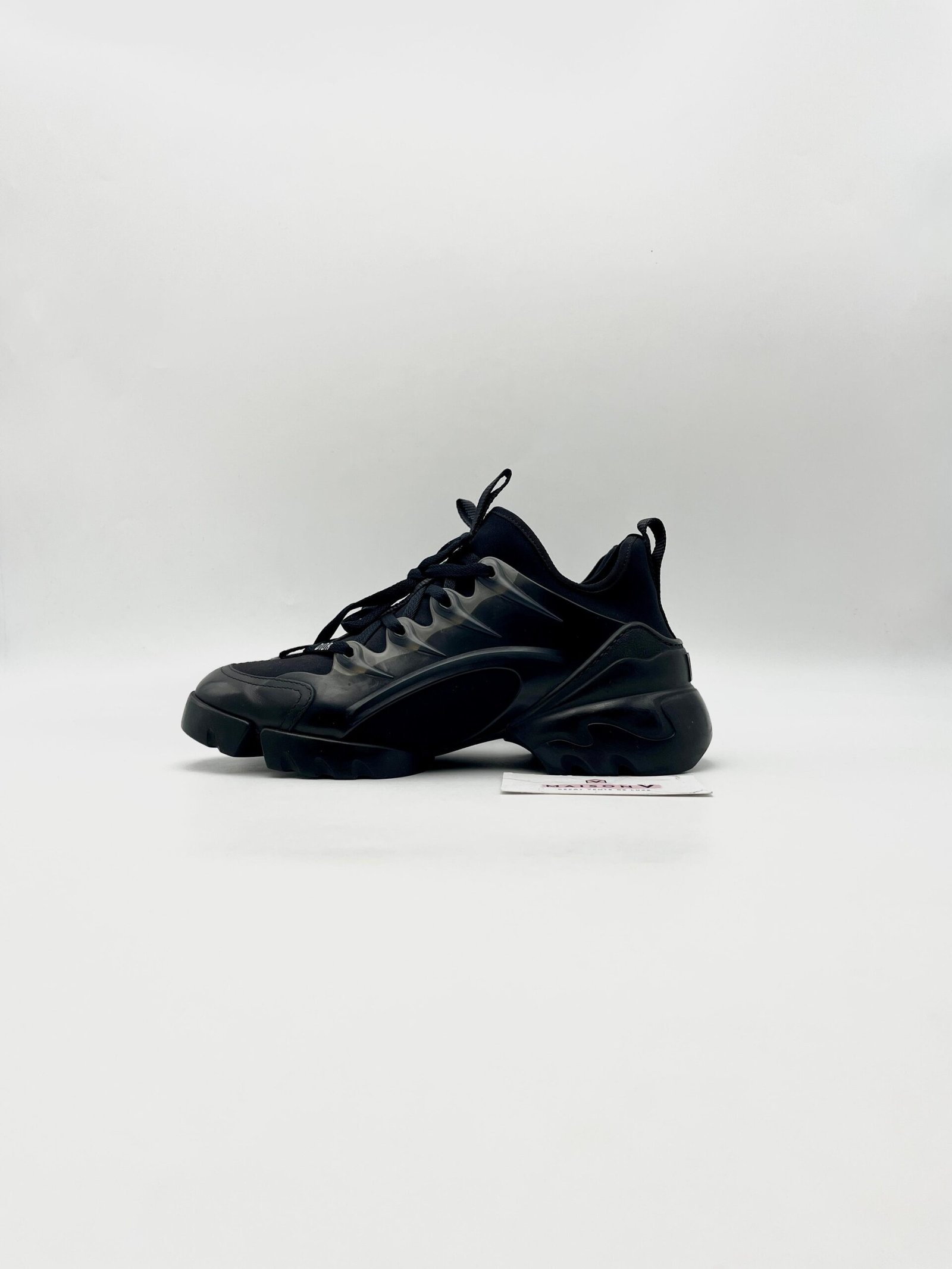 WhatsApp Image 2025-09-15 at 14.17.10 DIOR – Image 1