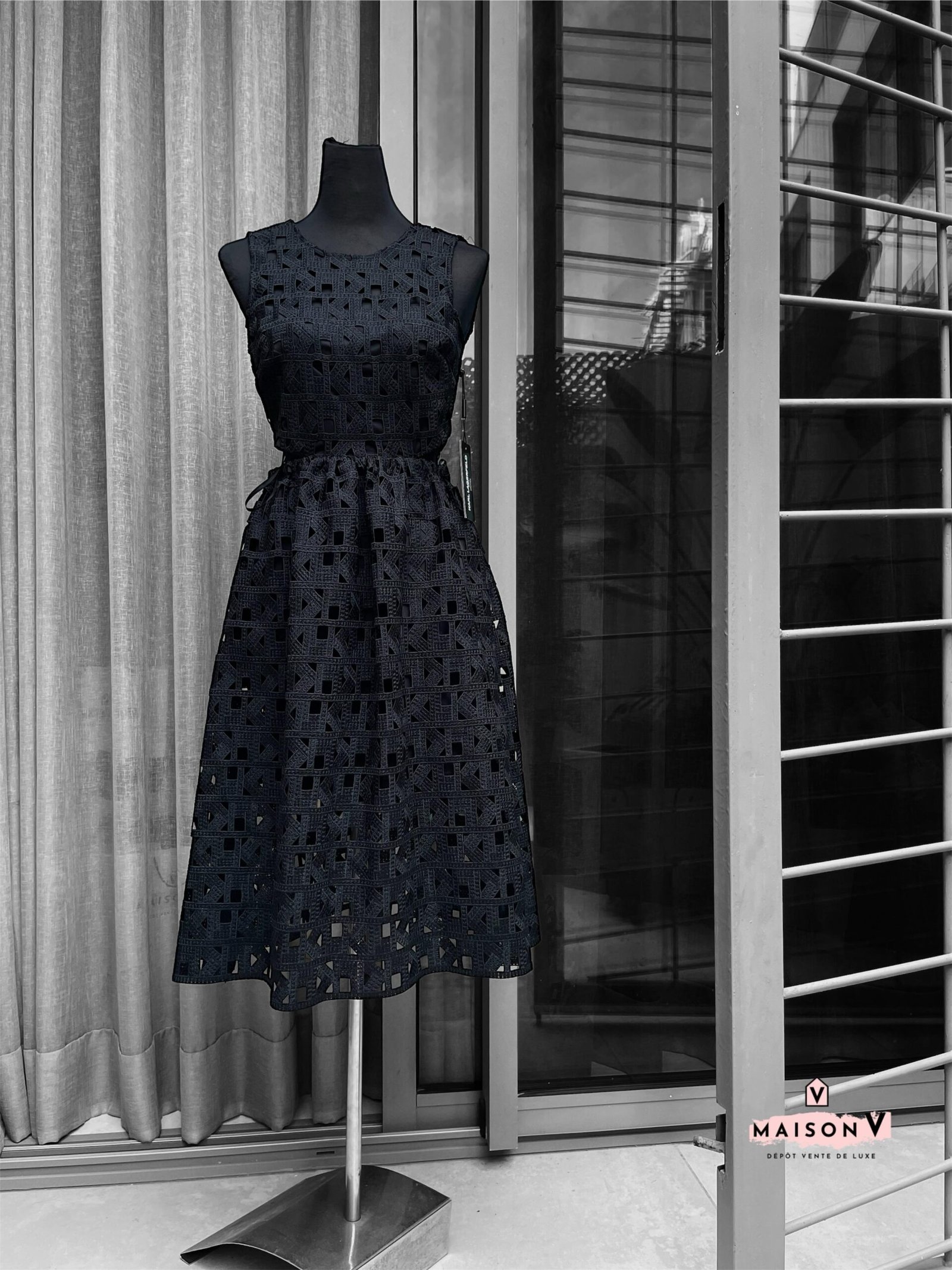 WhatsApp Image 2025-09-17 at 12.29.08 KARL LAGERFELD – Image 1