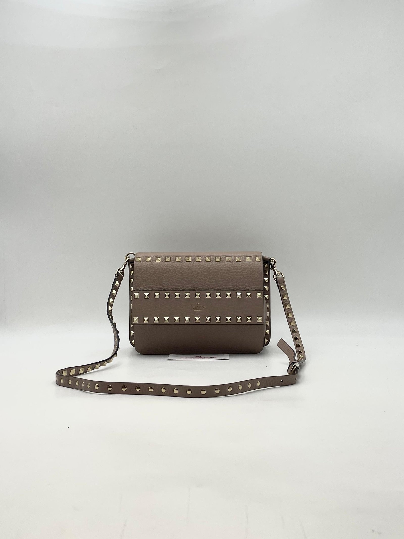 WhatsApp Image 2025-09-24 at 15.44.15 VALENTINO – Image 1