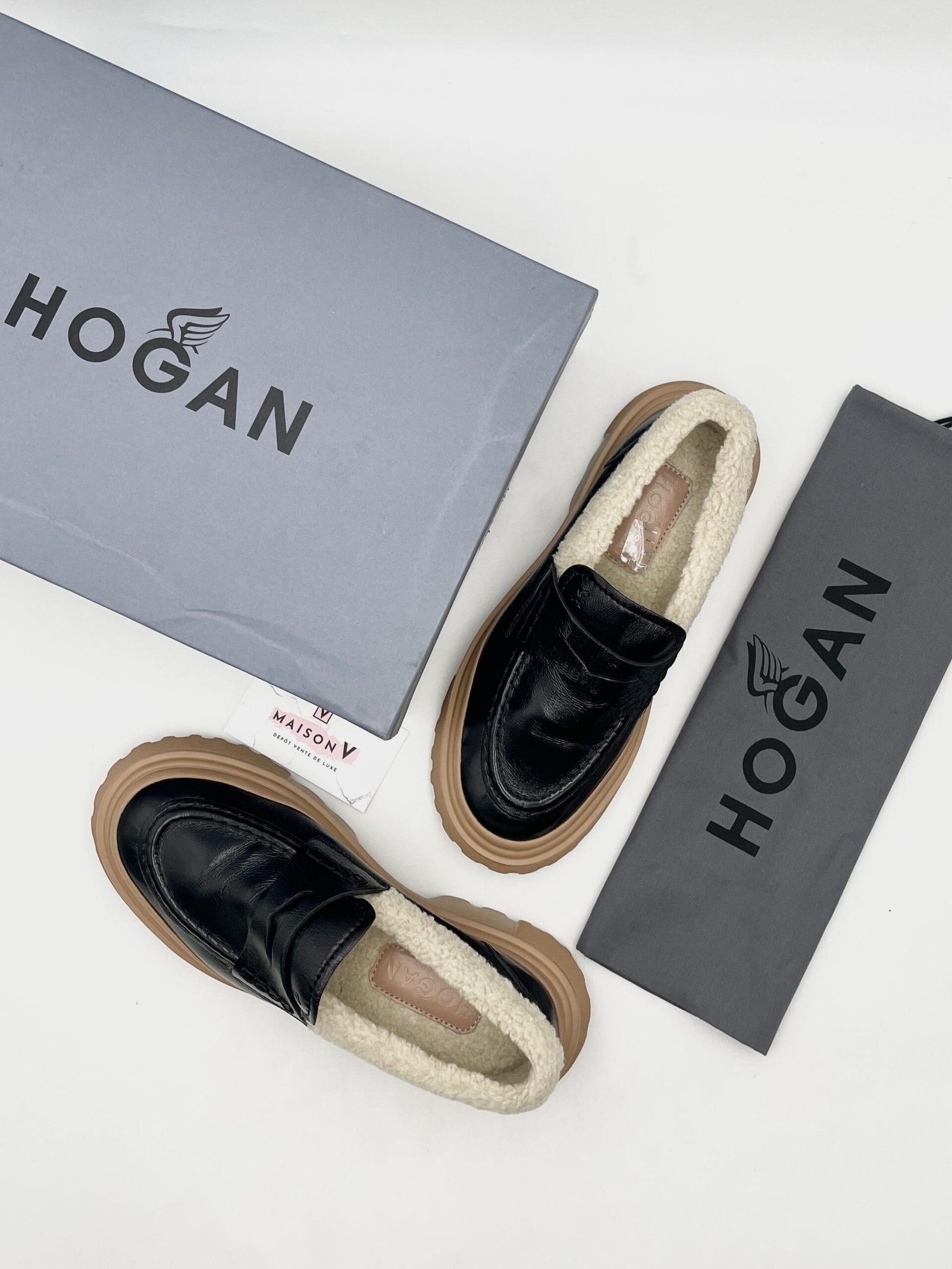 WhatsApp Image 2025-10-04 at 17.23.37 (6) HOGAN – Image 1