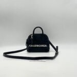 BALENCIAGA