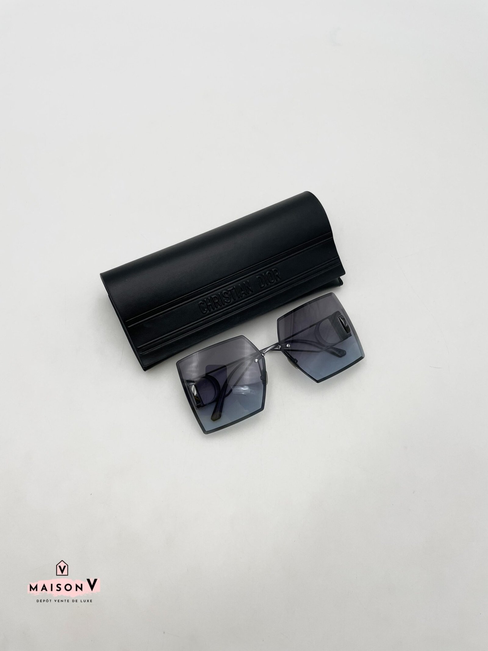 WhatsApp Image 2025-11-05 at 10.51.24 DIOR – Image 1