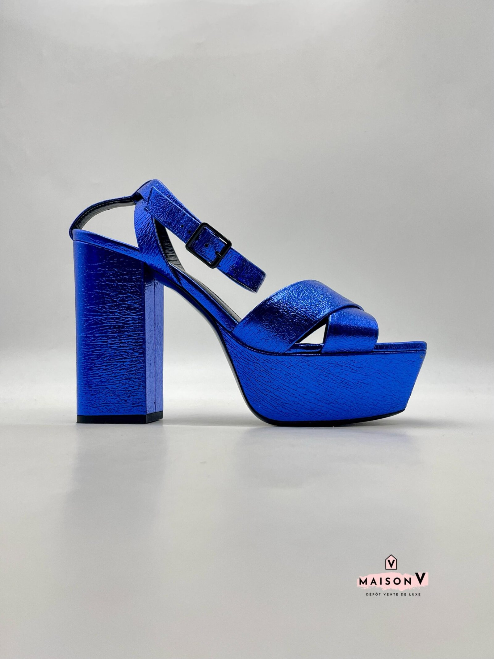 WhatsApp Image 2025-11-26 at 15.24.47 SAINT LAURENT – Image 1