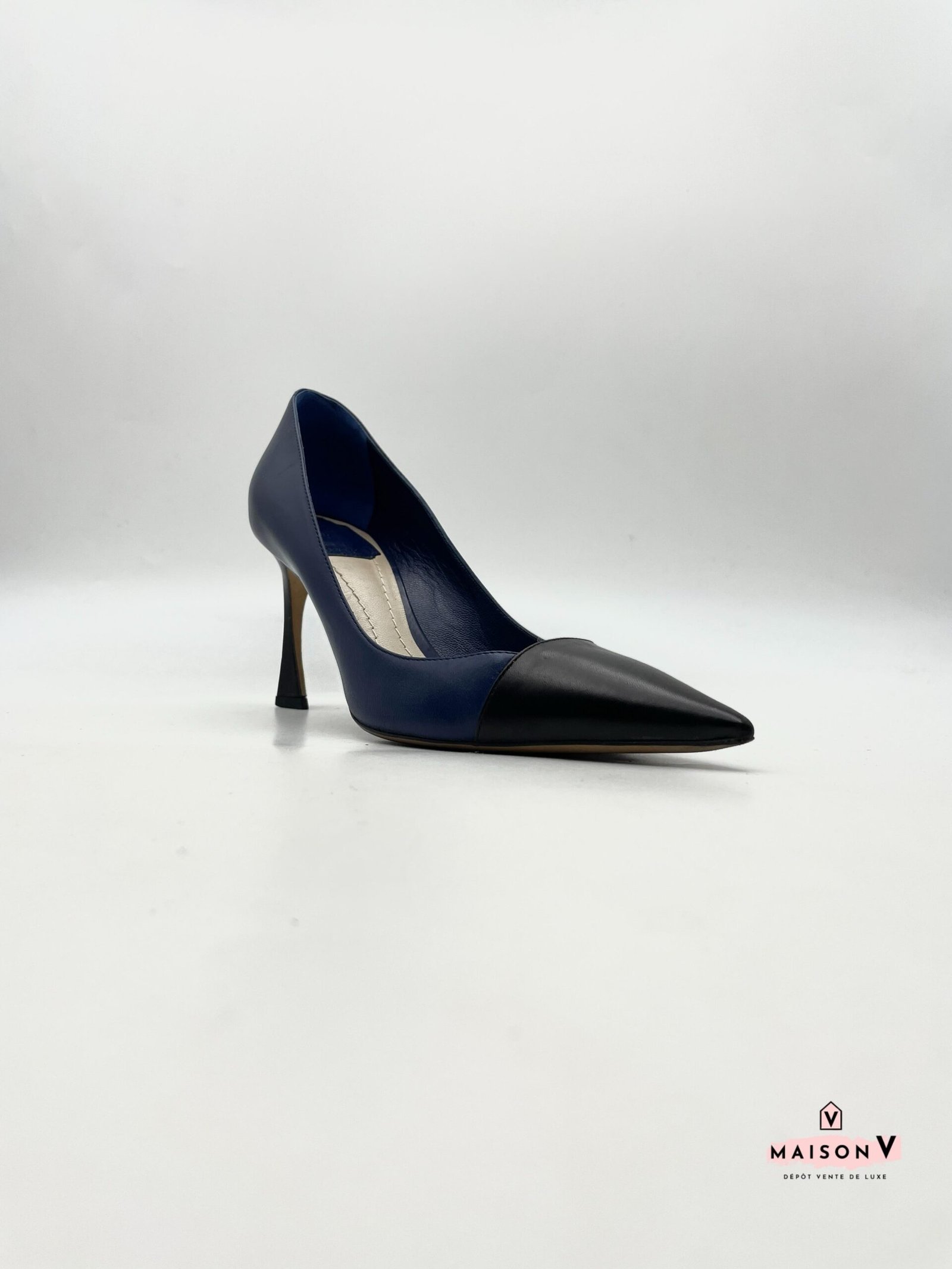 WhatsApp Image 2025-11-26 at 17.56.07 DIOR – Image 1