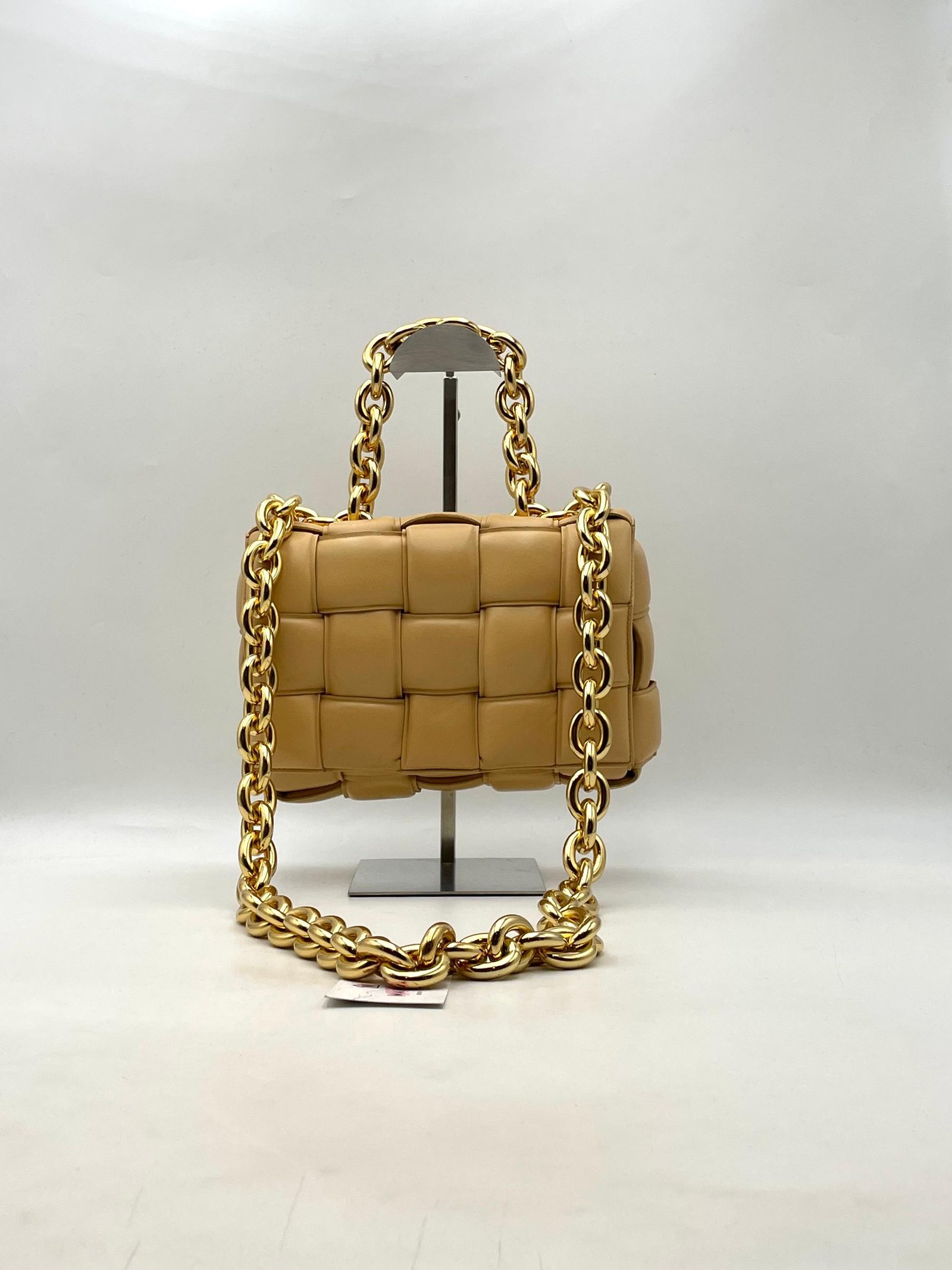 WhatsApp Image 2025-12-17 at 10.31.15 BOTTEGA – Image 1