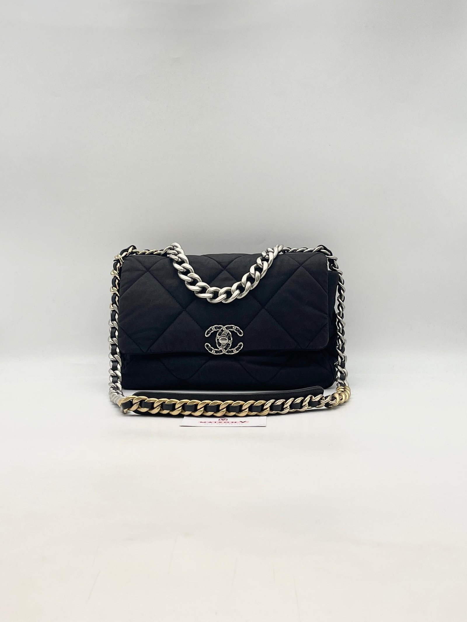 WhatsApp Image 2025-12-27 at 17.04.39 (2) CHANEL – Image 1