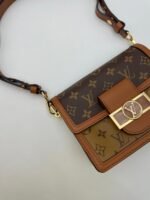 LOUIS VUITTON – Image 3
