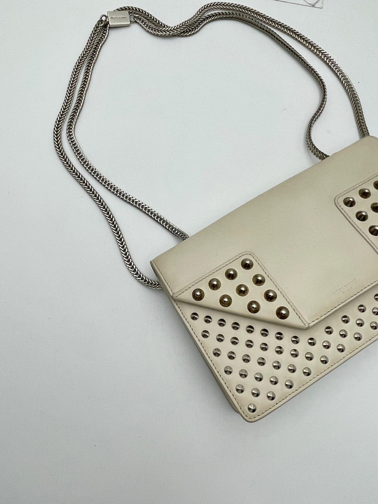 WhatsApp Image 2026-02-20 at 11.10.18 (10) SAINT LAURENT – Image 1