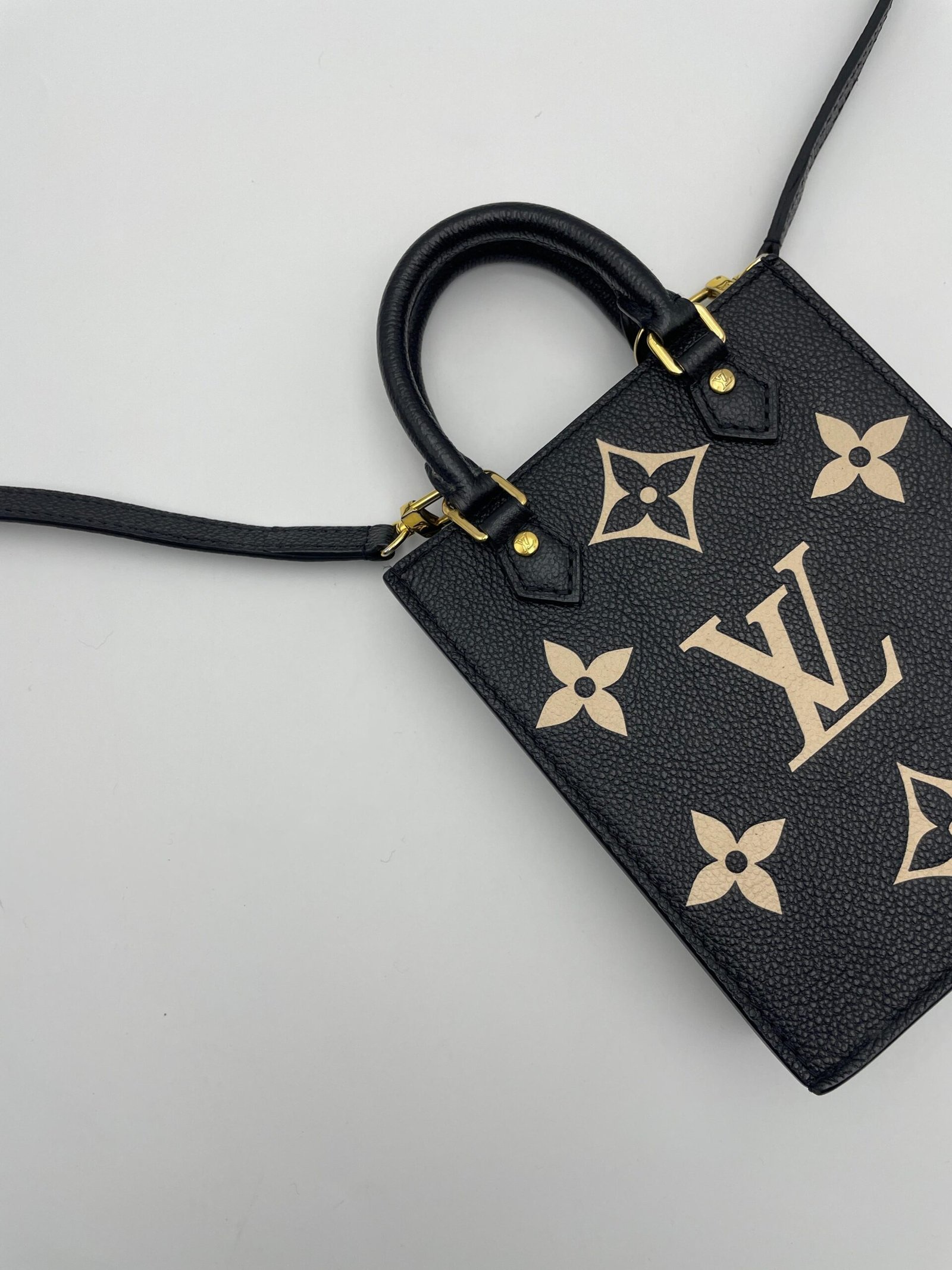 WhatsApp Image 2026-03-24 at 13.58.08 (3) LOUIS VUITTON – Image 1