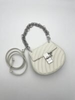 CHLOE – Image 4