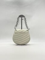 CHLOE – Image 2