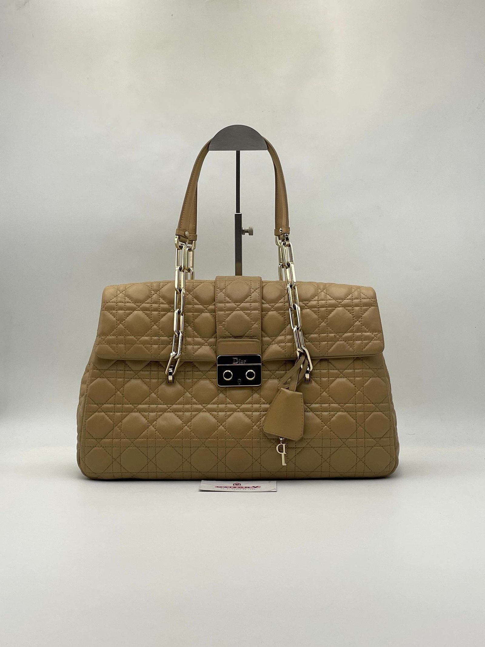 WhatsApp Image 2026-04-25 at 10.29.51 (7) DIOR – Image 1