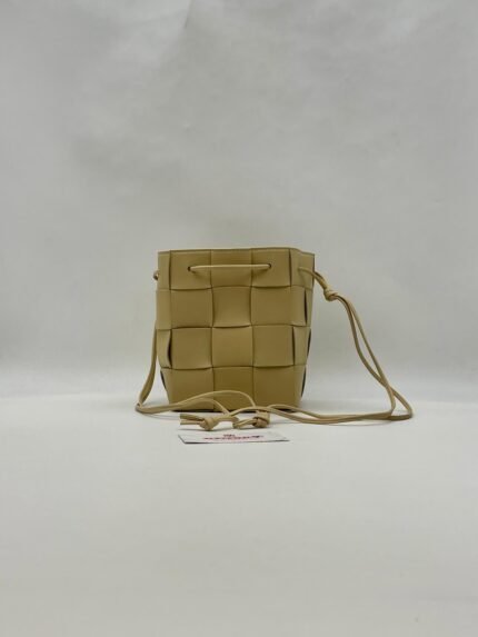 BOTTEGA