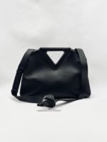 BOTTEGA