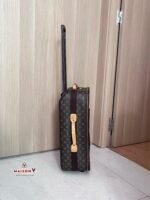 LOUIS VUITTON – Image 3