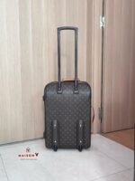 LOUIS VUITTON – Image 4