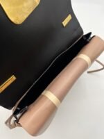 VALENTINO – Image 2