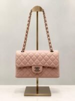 CHANEL – Image 3