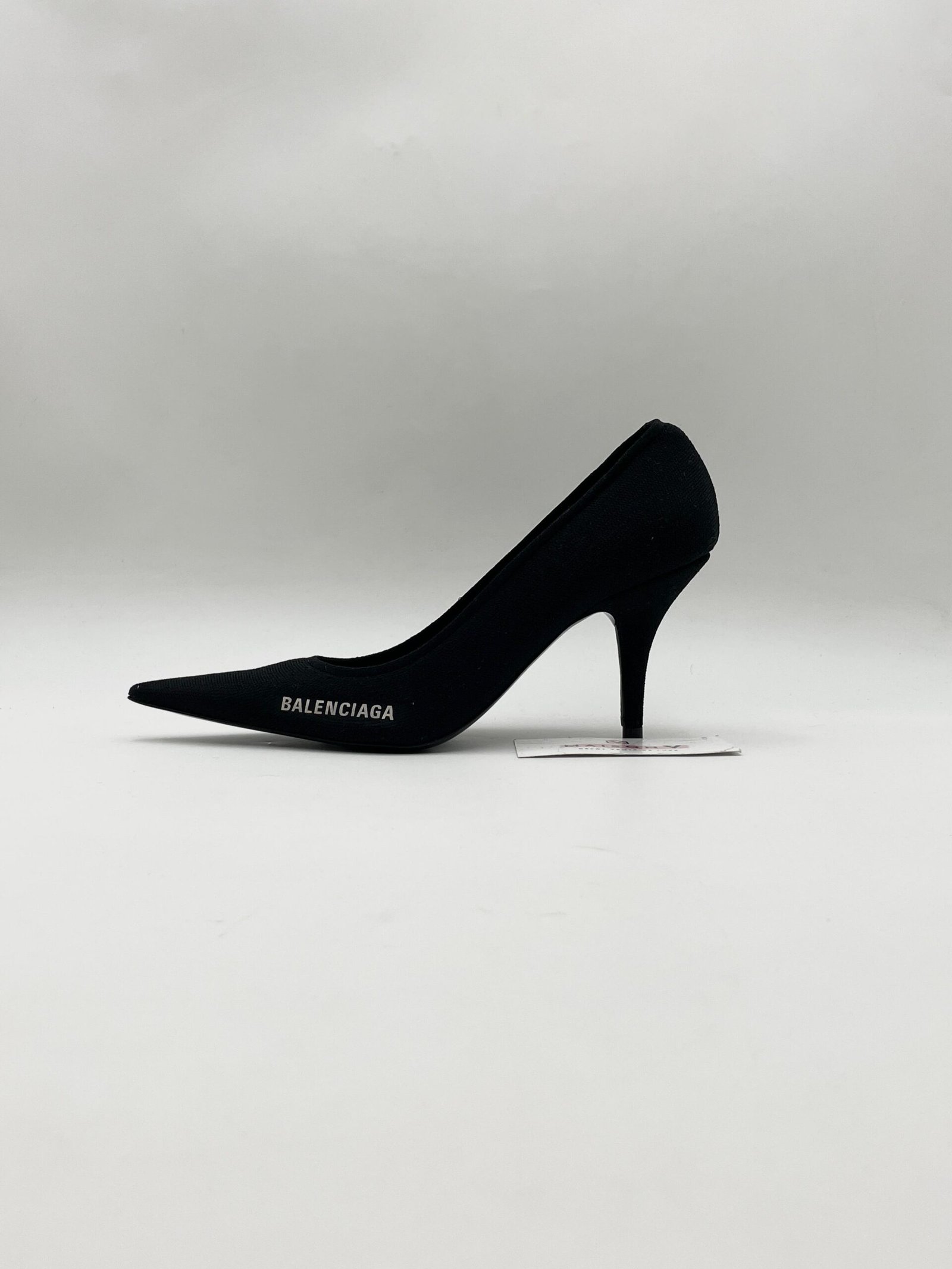 WhatsApp Image 2026-09-22 at 12.01.33 (3) BALENCIAGA – Image 1