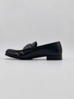 GIVENCHY – Image 2